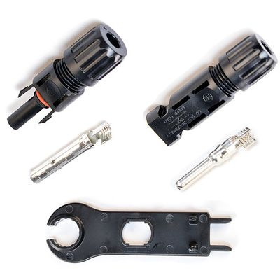 IP67 a prueba de agua 30A 1000V DC 4mm2 Adaptador de enchufe solar para cable de extensión solar polar Cables y conectores fotovoltaicos solares aislados