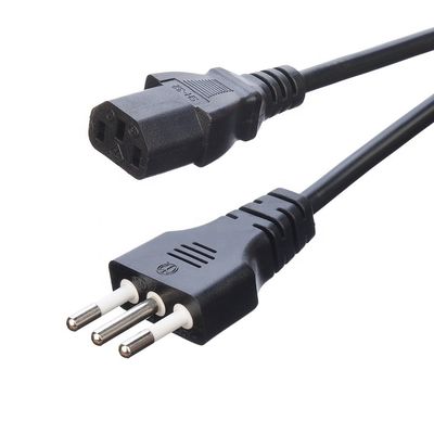 Aplicación para el hogar Oxígeno libre de cobre en cadena 3 pin 16A enchufe Cordón de alimentación C13 conector negro Italia Cordón de alimentación estándar