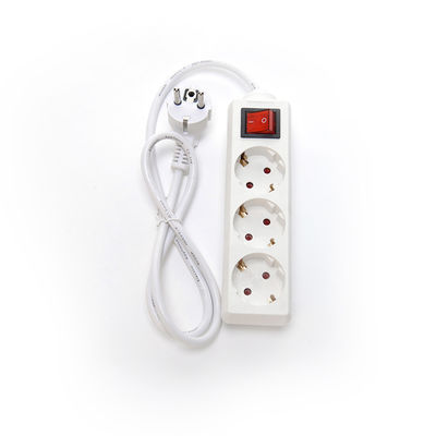 8 Correa de salida con protector contra sobretensiones 3 Enchufe de cable de extensión interior 4 H05VV-F 3x1.5mm Cables de poliuretano WIFI NO Blanco