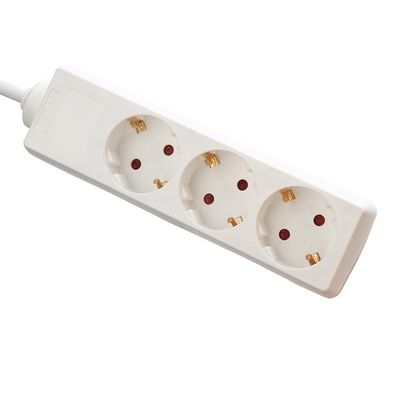 Varios estándares Cable de alimentación de 3 * 0,75 mm Multiplug Socket de alimentación de extensión de 3 vías Cable de extensión universal 250V/16A Blanco