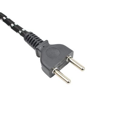 Corda de extensión de cable de alimentación comercial VDE/SNI/KC 2 tapones redondos para hierro eléctrico en el mercado de Dubai y Oriente Medio