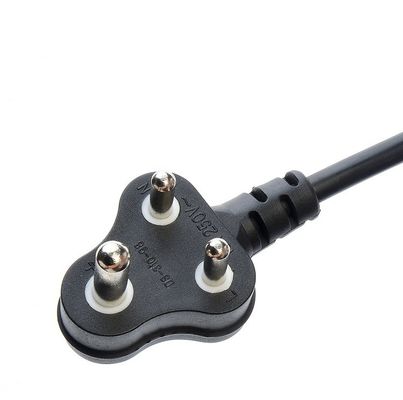 16A 3 Pin Plug Cables de alimentación Sudáfrica SABS Estándar para electrodomésticos Black Laptop Plug Comercial Tipo de extremo masculino