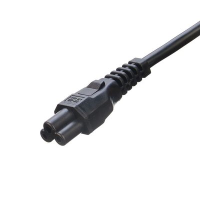 16A 3 Pin Plug Cables de alimentación Sudáfrica SABS Estándar para electrodomésticos Black Laptop Plug Comercial Tipo de extremo masculino