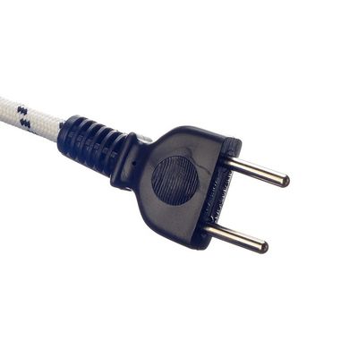 2 cables de energía de 2 pines en Pakistán Karachi Cable de alambre trenzado para hierro 1.8m Tratamiento de extremo blanco tubo de contracción térmica y tubo de fibra de vidrio
