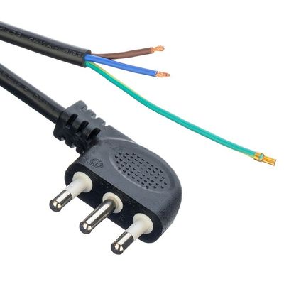 16A IEC 60320 C13 Conector de trébol Negro Italia Estándar H05VV-F 3x0.75MM2 Conexión a tierra del cable de extensión Conexión a tierra estándar