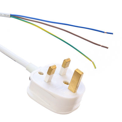 Reino Unido BS Estándar Abierto Recableable de 3 puntas de suministro del Reino Unido Enchufe para computadora portátil CCA Cable personalizado Inglaterra UK Pin 3