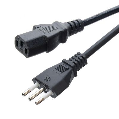 3 pin 16A enchufe C13 conector negro Italia Cordón de extensión estándar conduce IMQ Cordón de alimentación Italiano cable de alimentación para la conexión a tierra