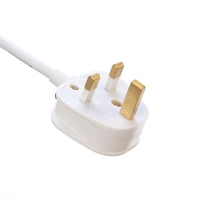 Material de chaqueta de PVC de extremo abierto Recableable de 3 puntas de cable de alimentación de CA para computadoras portátiles Extensión de plomo Reino Unido Personalizable 1,5 M de longitud
