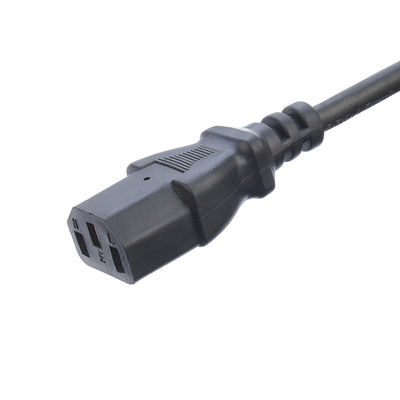 Comercial 3 Pin 16A Enchufe C5 Conector de trébol Negro Italia Cordón de extensión estándar Leads IMQ Cordón de alimentación H05vv-f 3g 0.75mm2