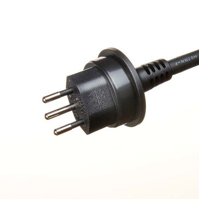 CEE/16 Conector Schuko de 3 puntas con cable de extensión de CA de conector suizo con cable H07RN-F 3X1.5MM2 con conector femenino de BC01 Betteri IP68